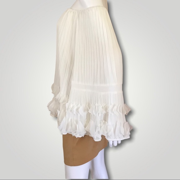 Line & Dot White Long SleeveTop - Picture 5 of 6